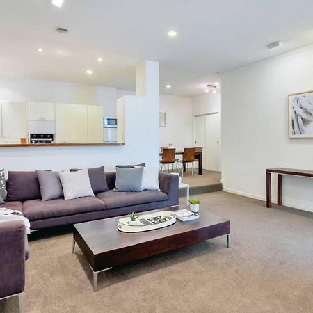 Spacious 2Br Near Westfield Newmarket โอ๊คแลนด์ ภายนอก รูปภาพ